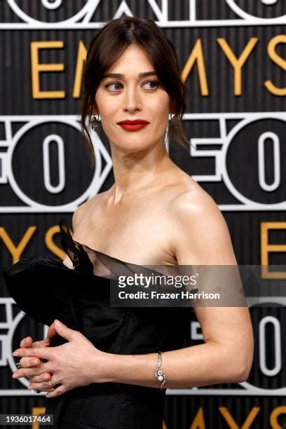 lizzy caplan hot|6,220 Lizzy Caplan Photos & High Res Pictures .